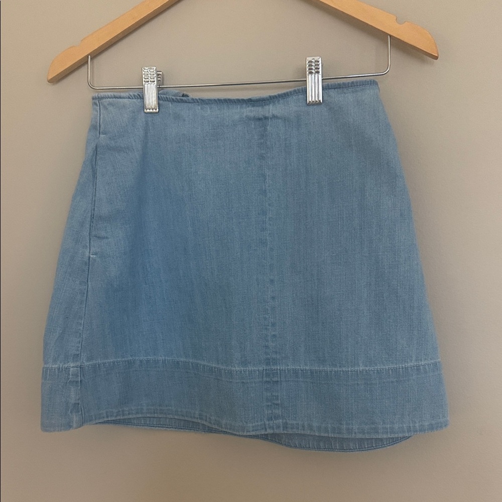 Banana Republic Blue Denim Skirt - Size 2